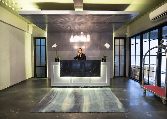 Maple Hotel Grogol Jakarta