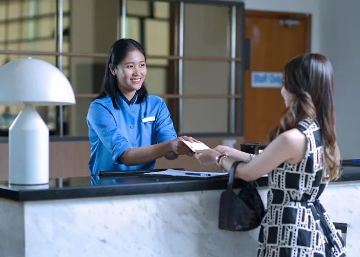 Holiday Inn Express Jakarta Matraman, an IHG Hotel